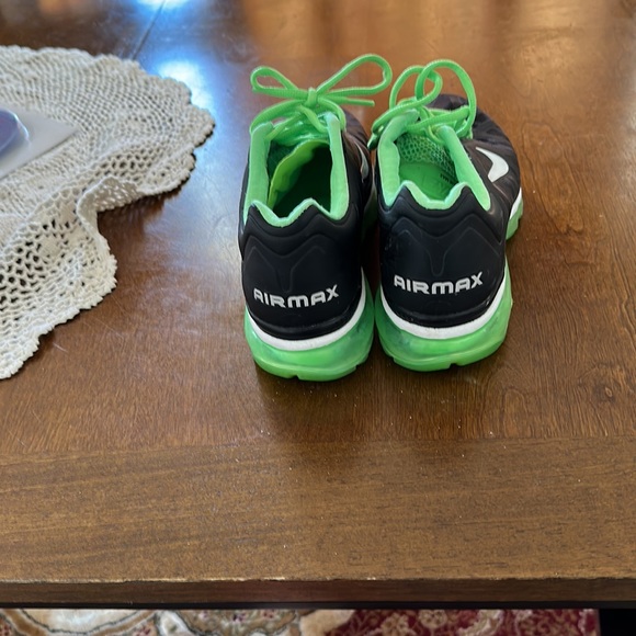 Nike Air Max with Nike + - Picture 4 of 16